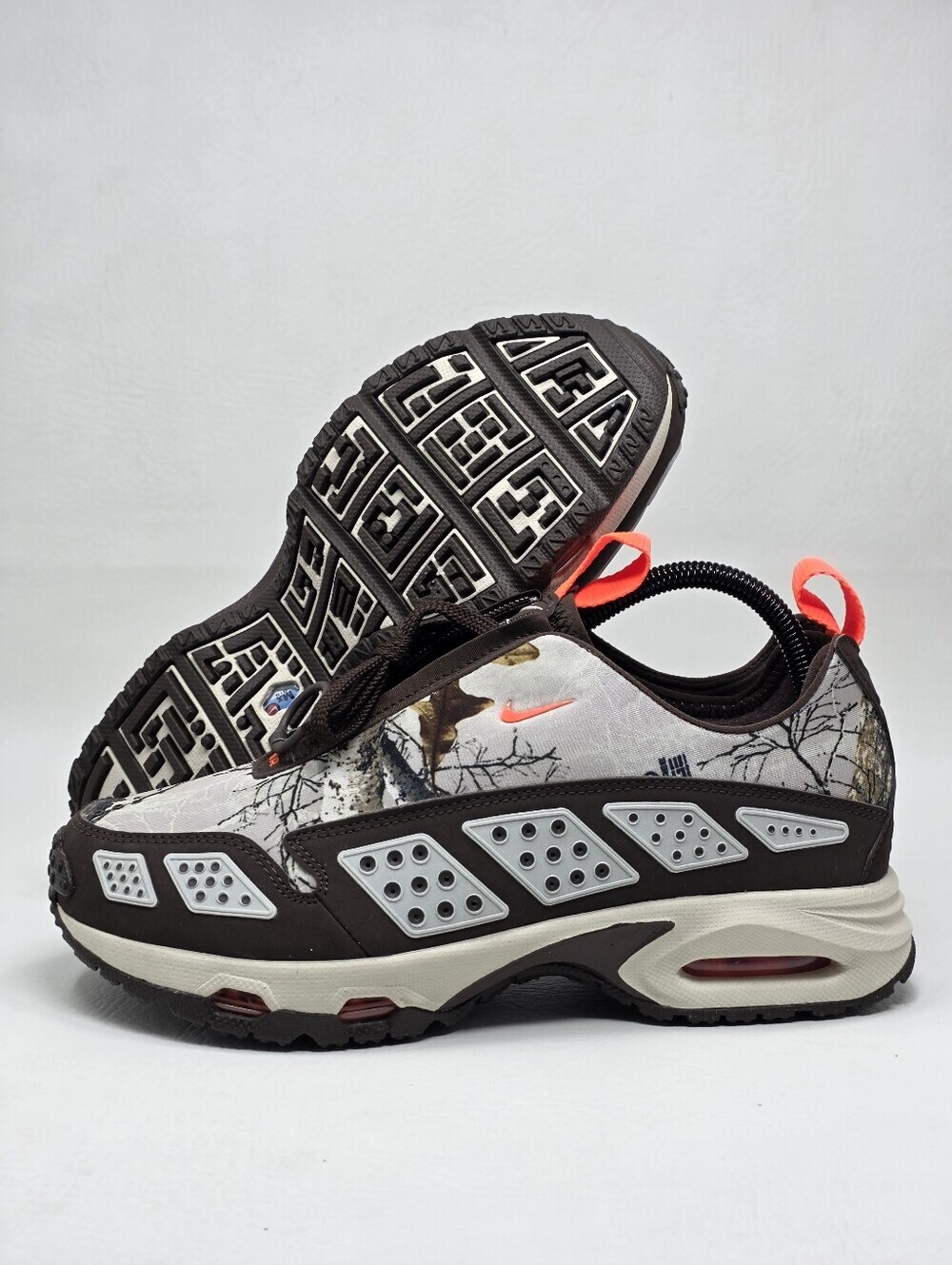 Nike Air Max Sunder Realtree Camo Brown Sneakers IB2476-100 Womens's Size 9 New